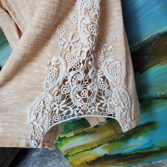 Charming Charlie Crochet Detail Peach Knit Top - Picture 7 of 11